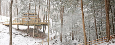 Maple Hocking Hills Treehouse - Amazing views of the gorge await you at the Maple Treehouse. The sounds  of birdsong and scenic viewsgreet you in the morning and be lulled to sleep by the babbling brook below at night.

